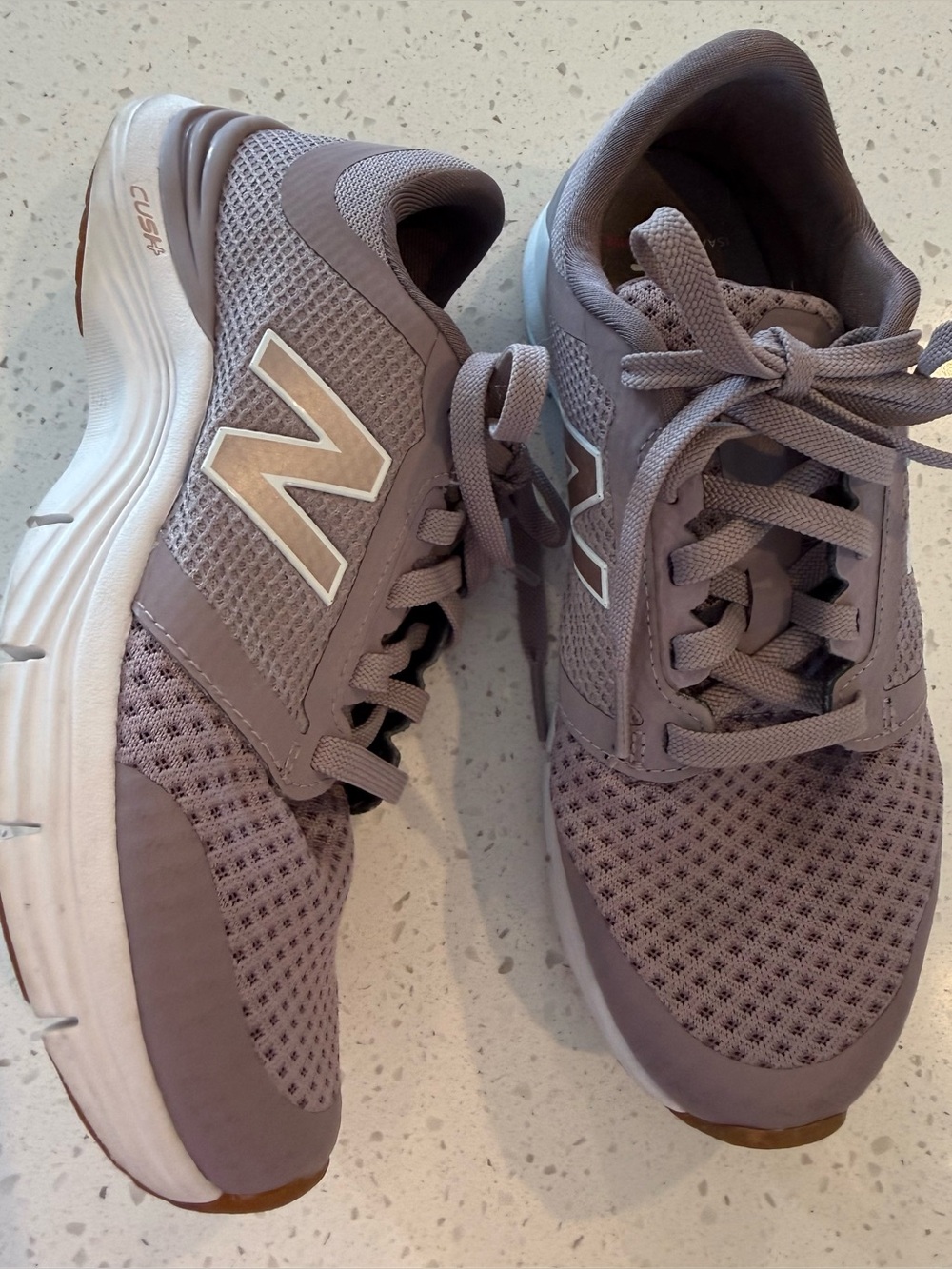New Balance WX700QH1 Isaac Mizrahi Running Jogging Shoes Women's 5.5 Lavender